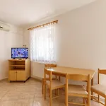 Ferienhaus Sascha In Porec